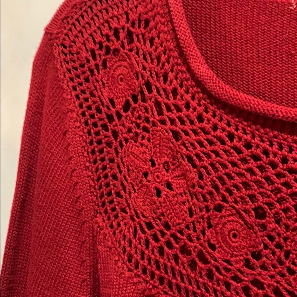 SWEATER RUBY RED CROCHETED YOLK/SLEEVES NO TAGS - Picture 4 of 7